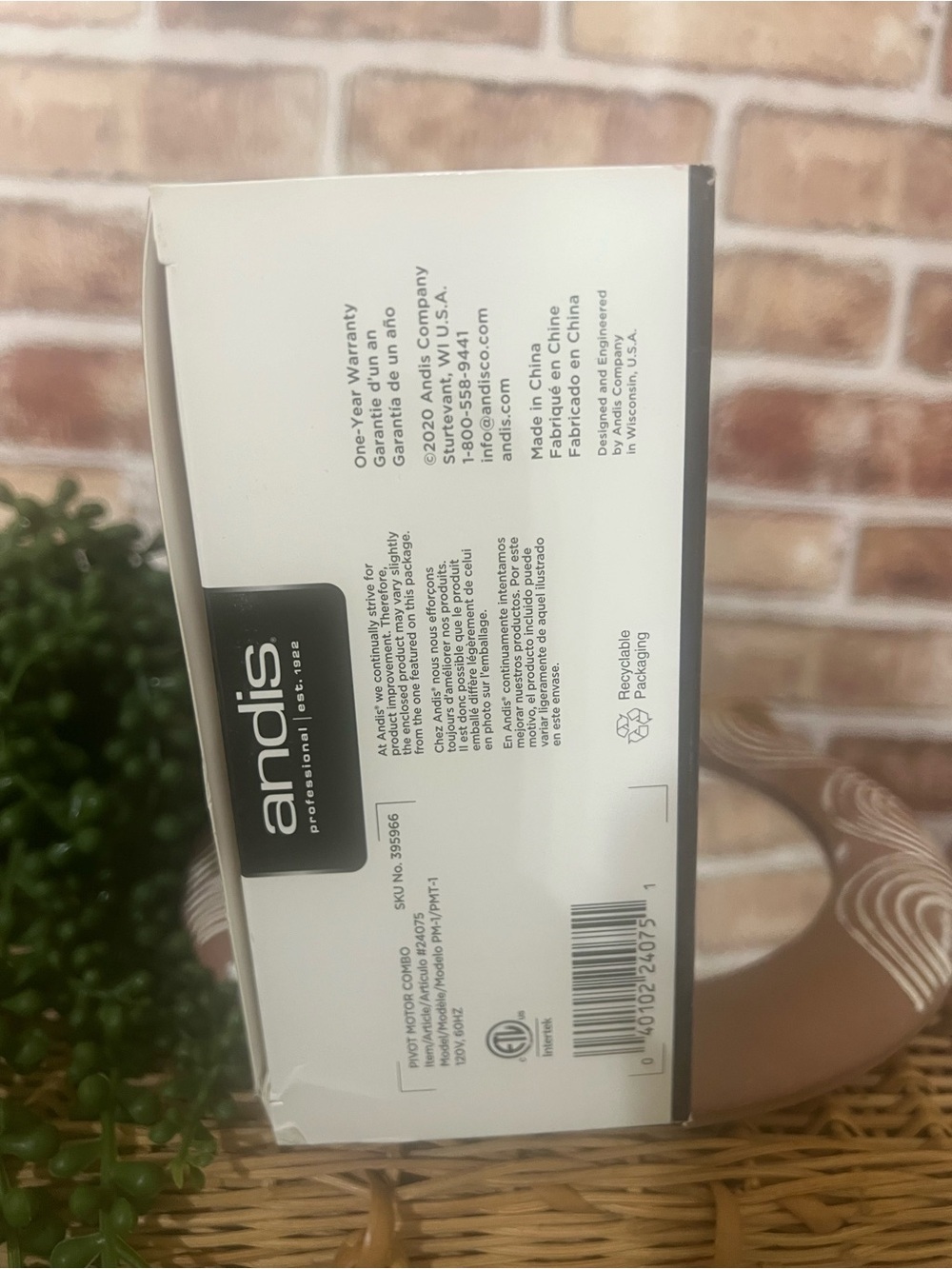 Andis Hair Clipper Duo with Attachments - Picture 6 of 6